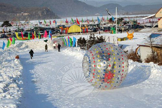 长清雪地碰碰球